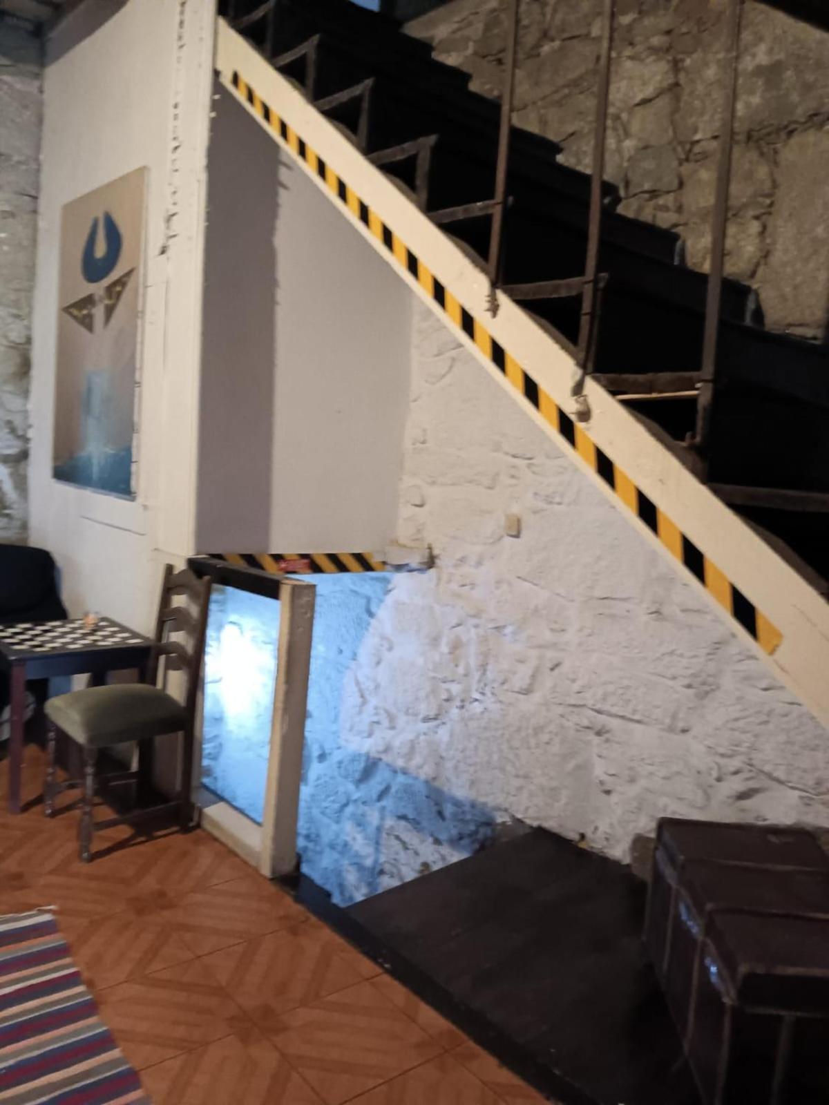 Family Adams House Hostel Брага Экстерьер фото
