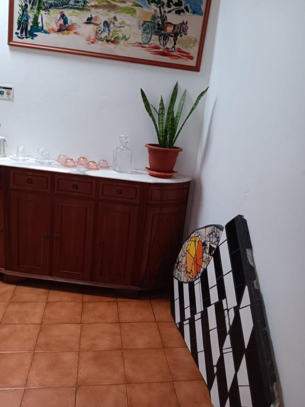 Family Adams House Hostel Брага Экстерьер фото