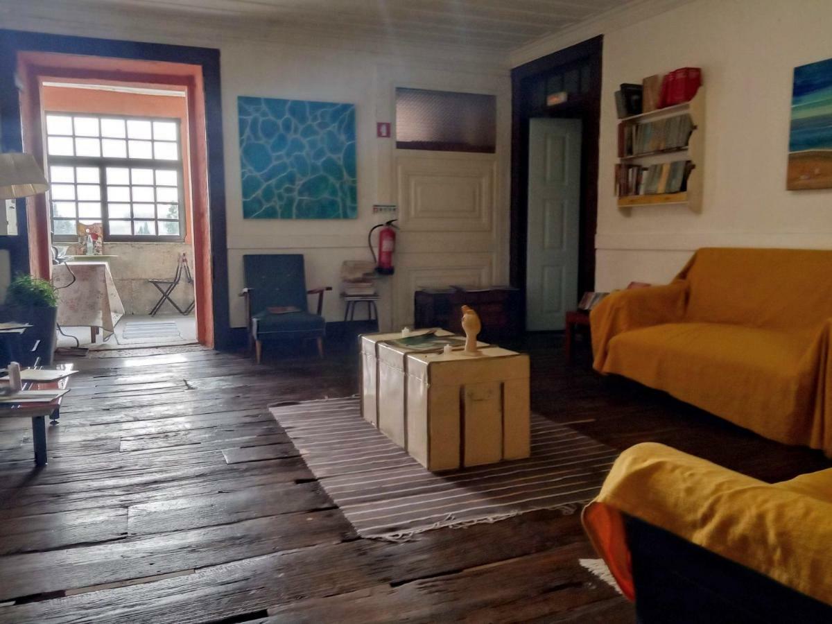 Family Adams House Hostel Брага Экстерьер фото